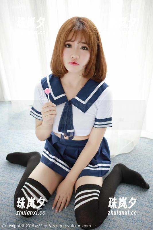 模范学院 - 定制女神图集，Ellie艾栗栗就像是放飞自我的仙子，嘘你看到了吗？