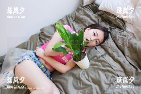 波萝社-Suki朱忆音 波萝社 - Suki朱忆音的最新浴缸篇:你没见过的水中的小宇宙!