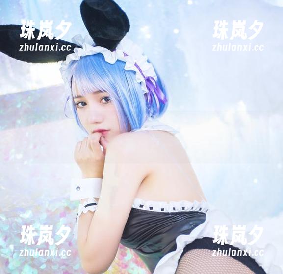 洛丽塔大哥用眼镜说话！新美图更新，保准让你遐想万千