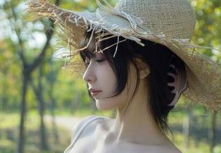 短裤写真？浅安安果然又来挑战审美极限，分享过来你们的想法！