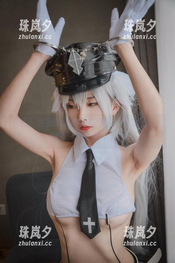 在线！清颜颜子的黑色作品，晃眼又让人沉醉，完全停不下来