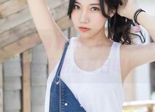 爱蜜社 - 当张静雅miya遇上水手服，下载这份清凉夏日吧！