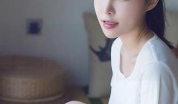 爱蜜社 - 李李七七喜喜的天使合集，随意翻看，像是在和神仙们对话。