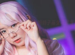 母亲的魔法：甜糖大魔王的妈妈子巫女写真集更新，就问你怕不怕！