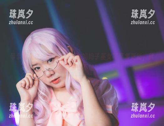 甜糖大魔王 母亲的魔法:甜糖大魔王的妈妈子巫女写真集更新,就问你怕不怕!
