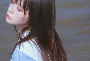 福利来啦：疯猫ss带你领略制服少女的写真暴击