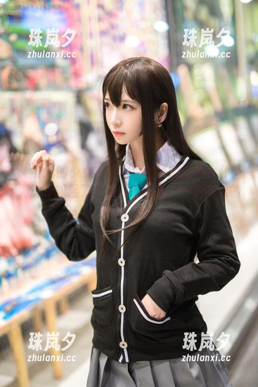 疯猫ss的少女衣橱—原图中的连体女仆装，让我想起了小时候的玩具，一种奇妙的怀旧感。
