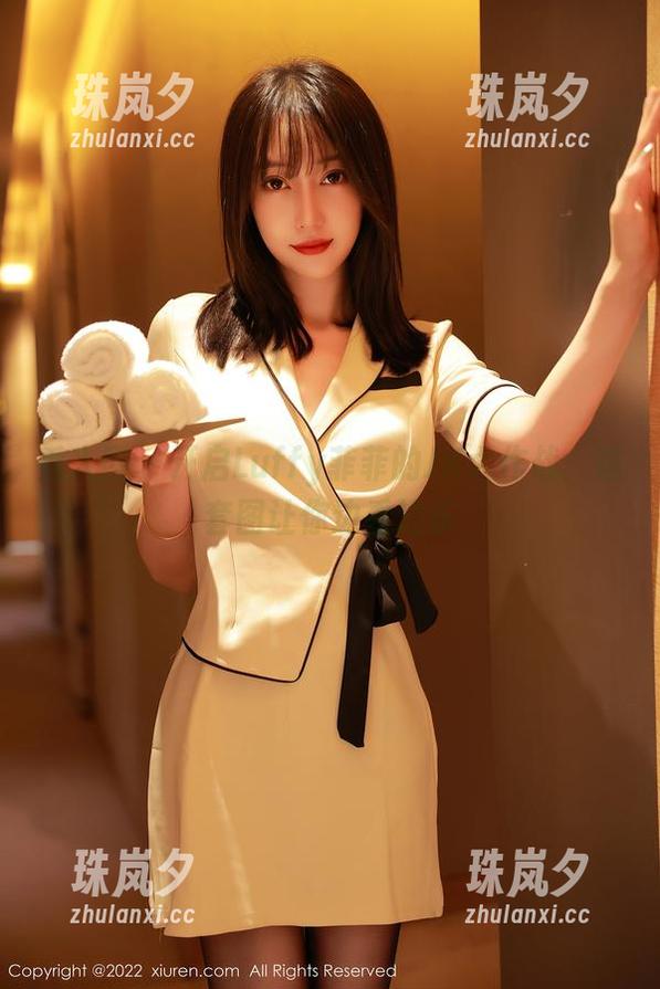 秀人网-Luffy菲菲 秀人网 - 开启Luffy菲菲的JK大作战:这套图让你边看边乐