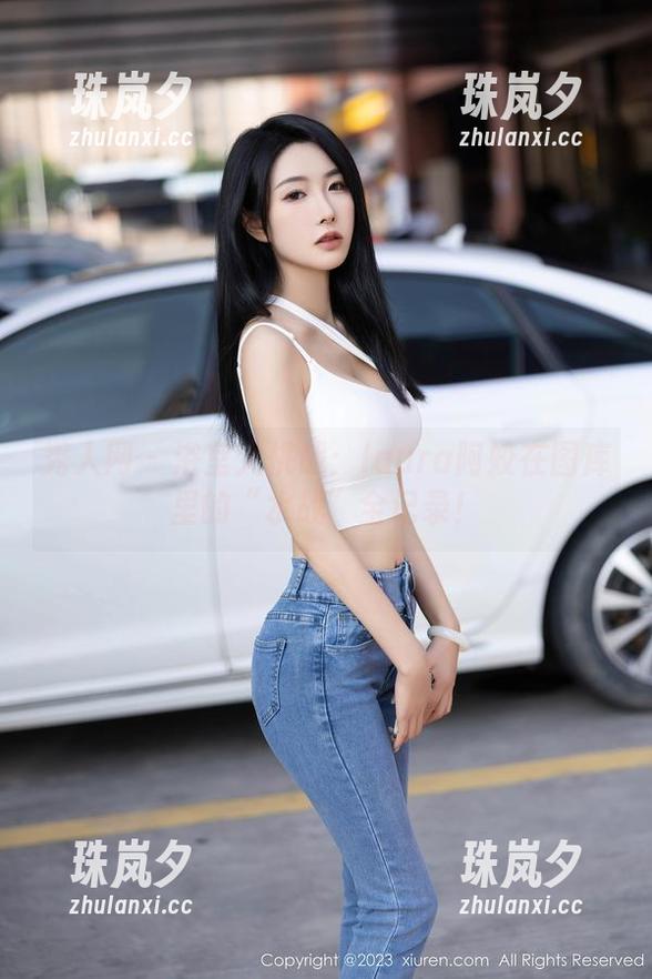 秀人网-laura阿姣 秀人网 - 浴室大挑战:laura阿姣在图库里的“水战”全记录!