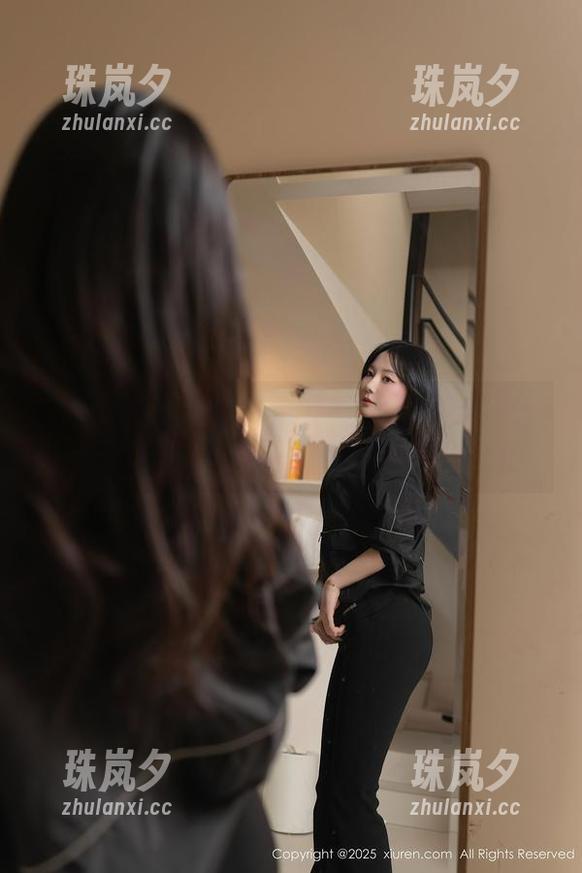 秀人网-奶e豆 秀人网 - 在奶e豆的奇幻世界,在线写真女友随风来去