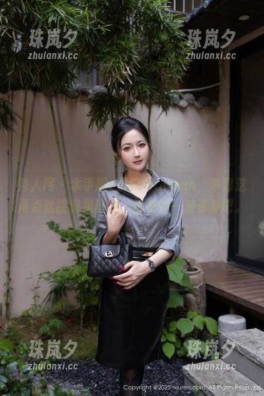 秀人网 - 水手服+王婉悠Queen，单靠这两点就能傲视群芳，快来冲一波资源吧。