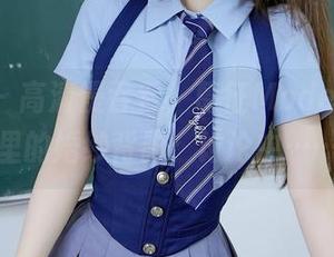 秀人网 - 高清慢吞吞，葛征Model聊天室里的婚纱背影；讨论中……