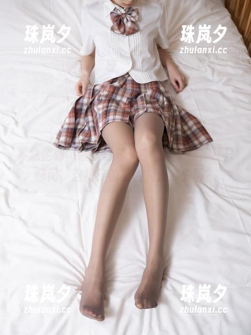 紧急企划 紧急企划,最新写真:白丝格子裙,我只想问,这裙子的属性究竟有多强?
