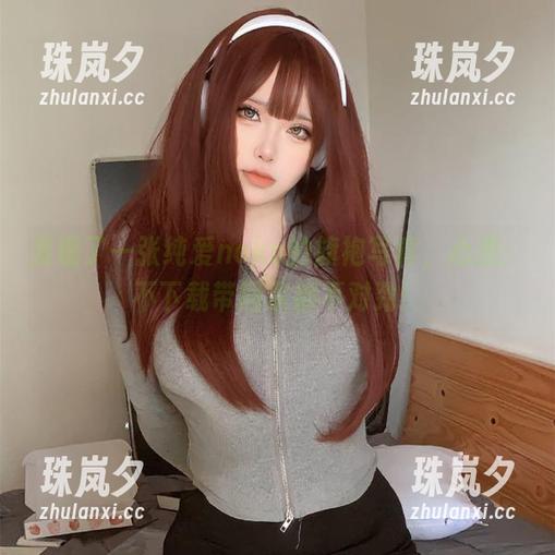 纯爱neko 发现了一张纯爱neko的旗袍写真,心想:不下载带回家都不对劲!