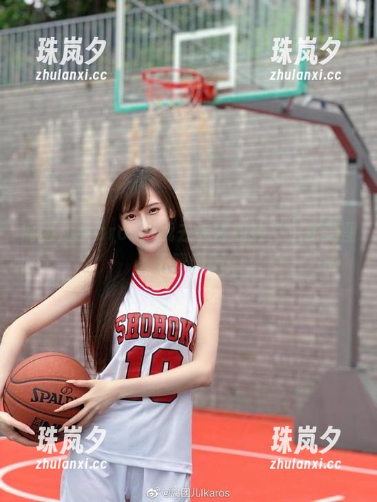 腐团儿Ikaros带我去看蒂雅娘，免费美图，无限吸睛！