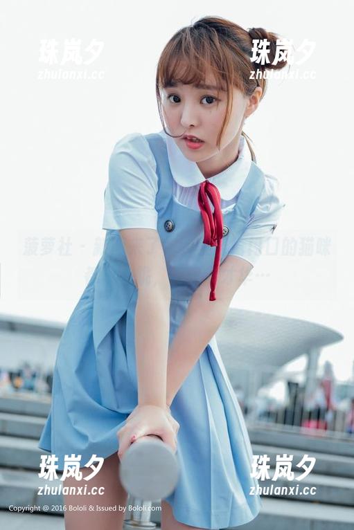 菠萝社-夏美酱 菠萝社 - 新图来了,夏美酱给门口的猫咪都吓一跳,真是有才华…