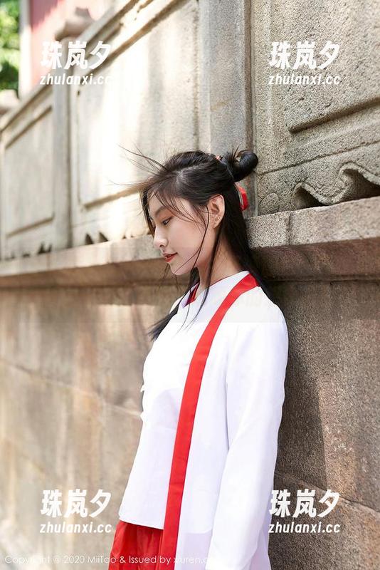 蜜桃社-Suki 蜜桃社 - Suki的免费牛仔裤图包,无责任勾引你的眼球,照顾你的想象力!