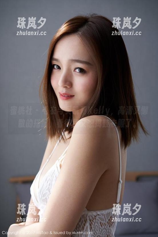 蜜桃社-吴凯莉Kelly 蜜桃社 - 毛衣与吴凯莉Kelly,高清又懒散的搭配,看得我又想捣鼓衣服了。