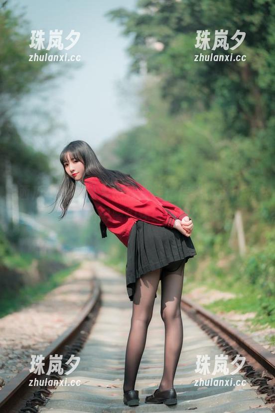 西瓜少女的迷人婚纱合集：信我，这比我的闺蜜们还好看！