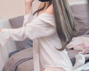 里见年一的图包，私拍中的姐姐真有两下子