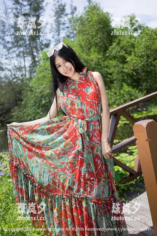 青豆客 - 魏扭扭私房里的网袜：小心我被你的美图引诱了。