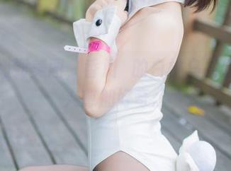 一路喝到美图，香川澪的白桃乌龙奶茶让人愈加好奇。