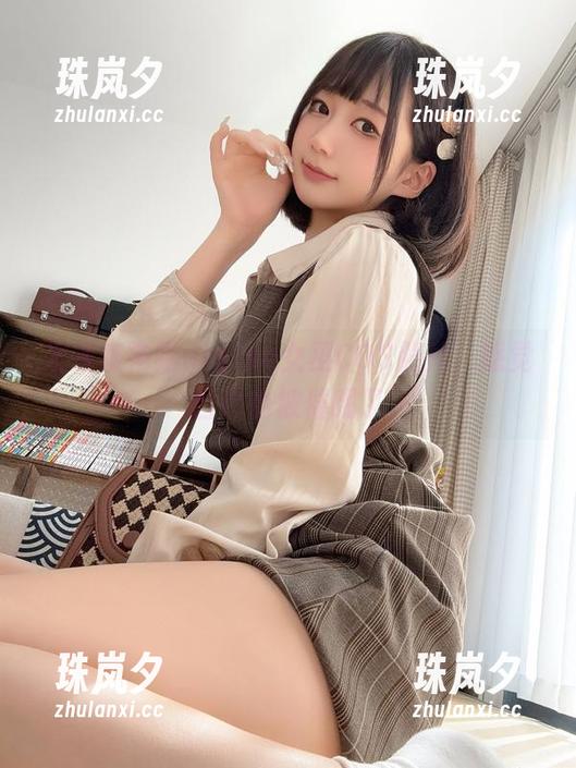 发现魔物喵nigisa女巫COS照片，感觉自己也被催眠了